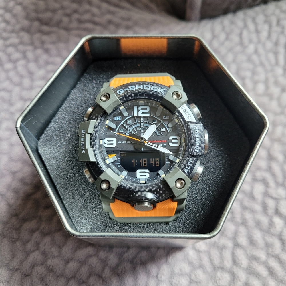 Tactical Gshock mudmaster GG-B100-1A ORANGE / ARMY GREEN